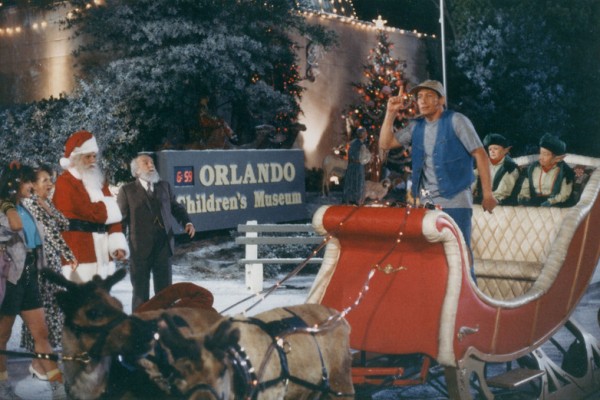 Ernest Saves Christmas